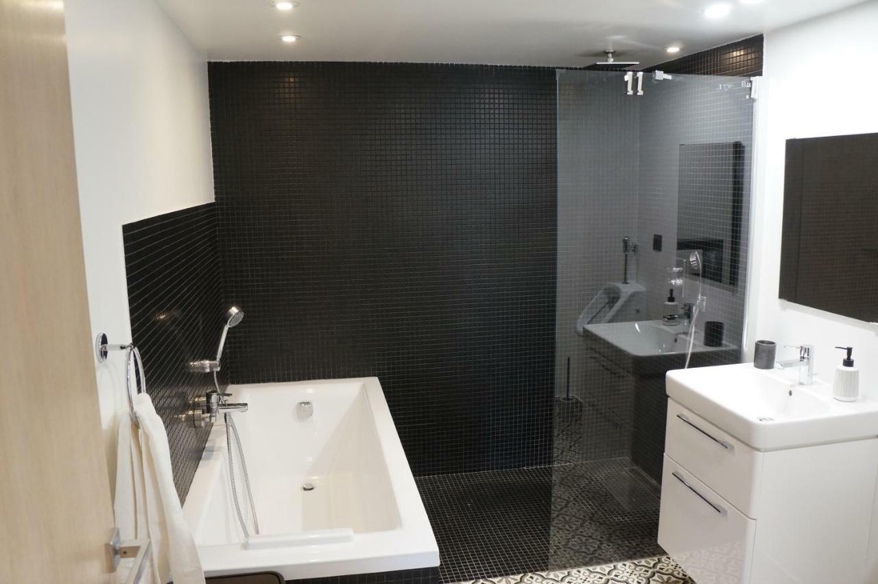 Apartament Leisure Apartmens Braszów Zewnętrze zdjęcie